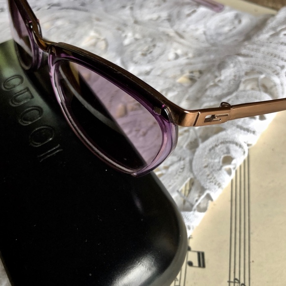 Vintage Gucci 2704 Sunglasses with Case - Picture 4 of 8